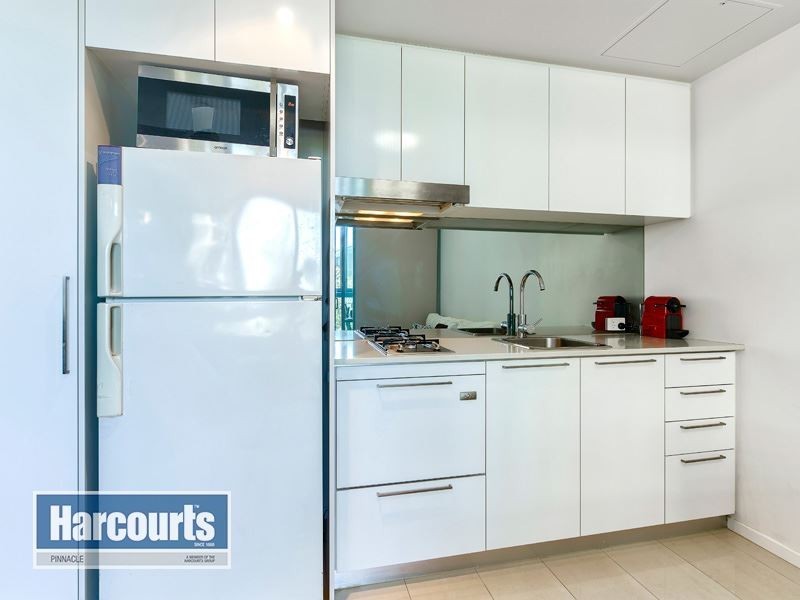 10107/8 Harbour Road, Hamilton QLD 4007