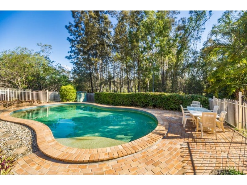 18 Carmody Court, Petrie QLD 4502