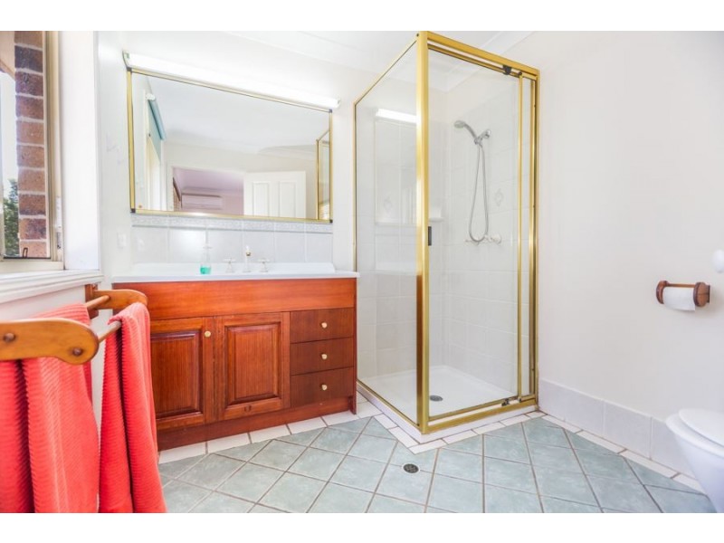 18 Carmody Court, Petrie QLD 4502