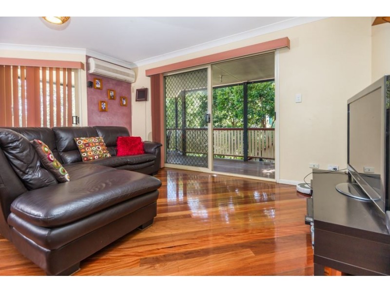 18 Carmody Court, Petrie QLD 4502