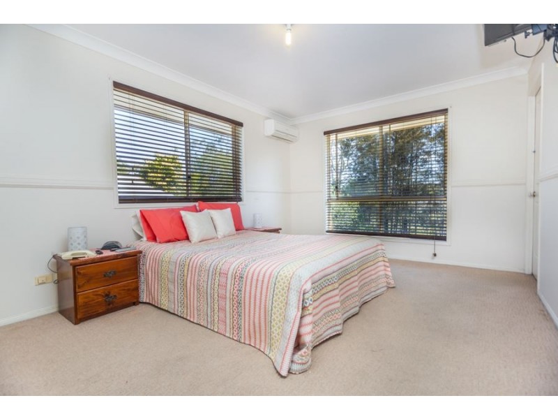 18 Carmody Court, Petrie QLD 4502