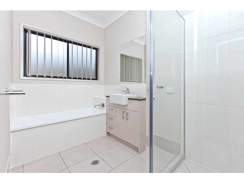 23 Edmund Cct, North Lakes QLD 4509