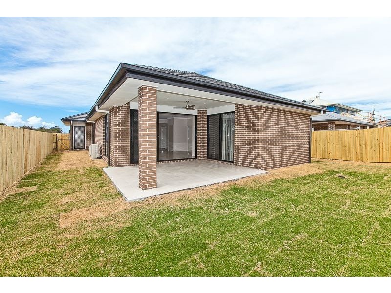 23 Edmund Cct, North Lakes QLD 4509