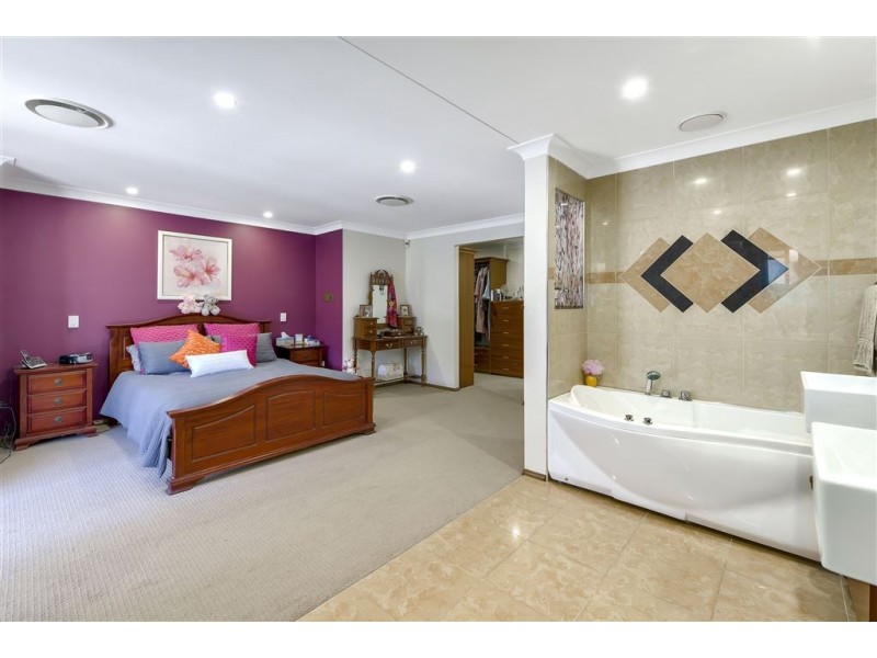 1 Quarrion Court, Warner QLD 4500