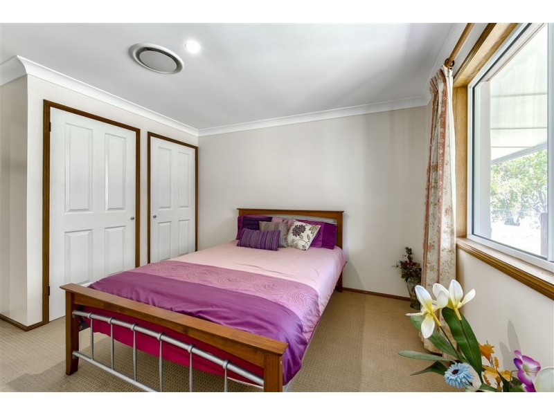 1 Quarrion Court, Warner QLD 4500