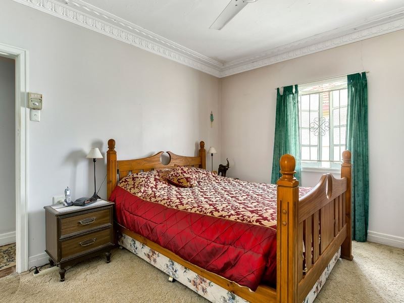 42 Edinburgh Castle Road, Kedron QLD 4031