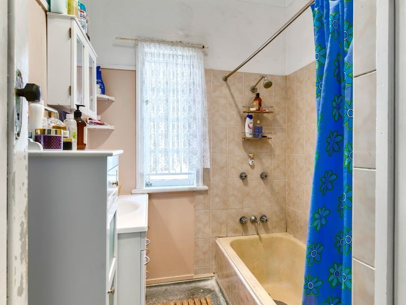 42 Edinburgh Castle Road, Kedron QLD 4031