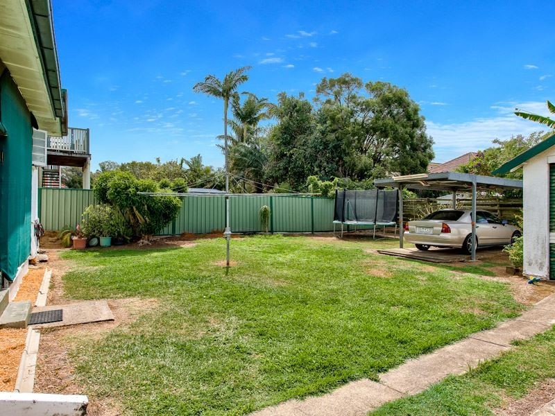 42 Edinburgh Castle Road, Kedron QLD 4031