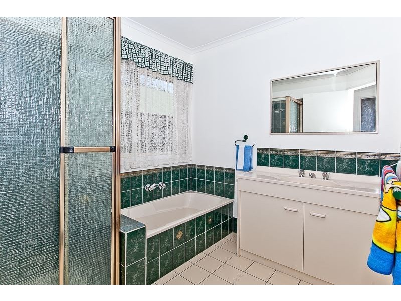 190 Barbour Rd, Bracken Ridge QLD 4017