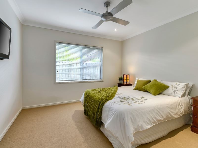 24 Asciano Place, Bridgeman Downs QLD 4035