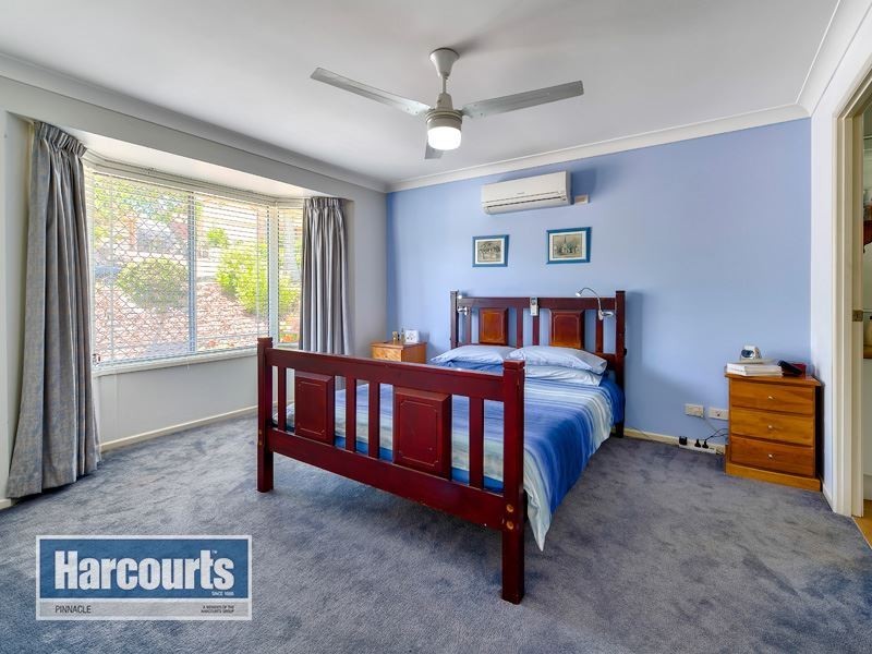 17 Stallone Cct, Mcdowall QLD 4053