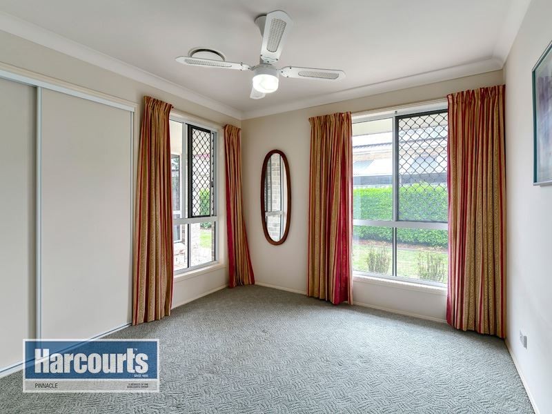 11 Jarrah Place, Fitzgibbon QLD 4018