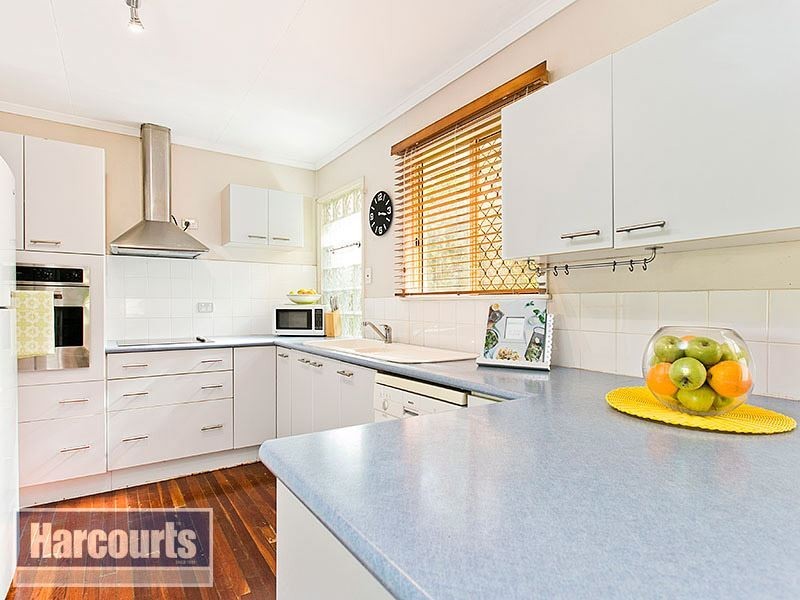 19 Franciscea Street, Everton Hills QLD 4053