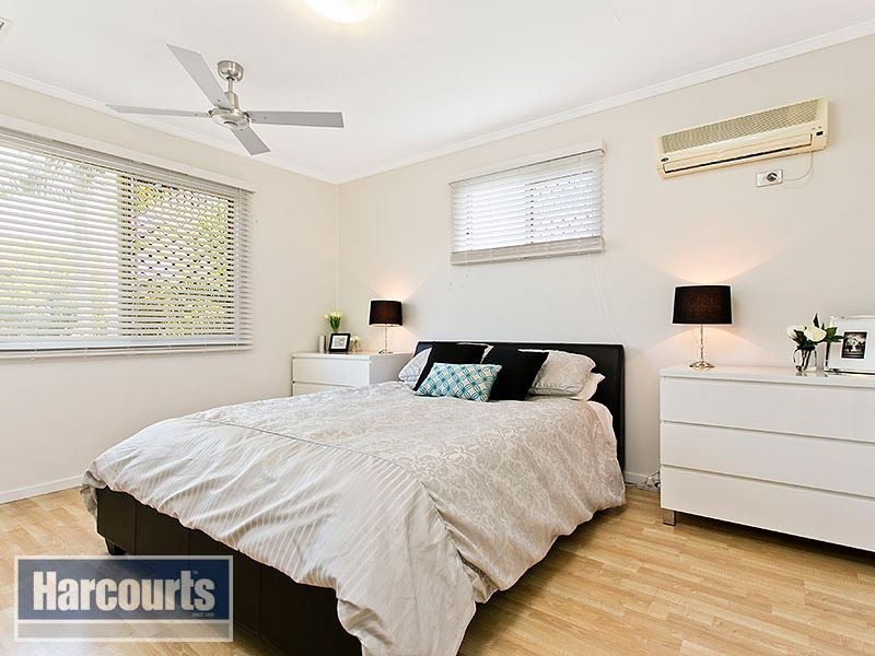 19 Franciscea Street, Everton Hills QLD 4053