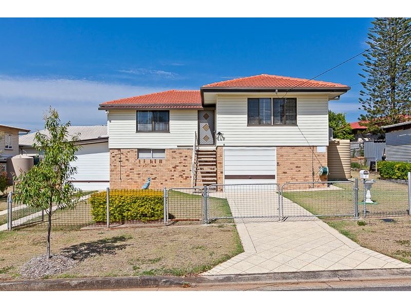 4 Leolita Street, Nudgee QLD 4014