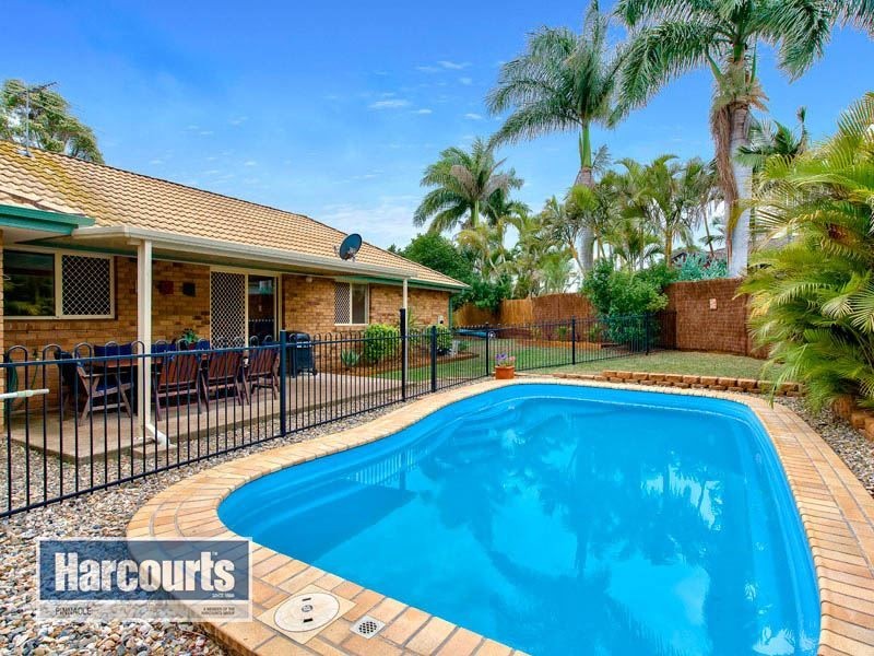 13 Paramount Drive, Warner QLD 4500