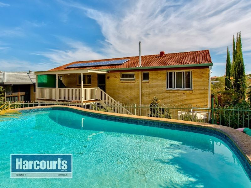 11 Guinness Street, Everton Park QLD 4053