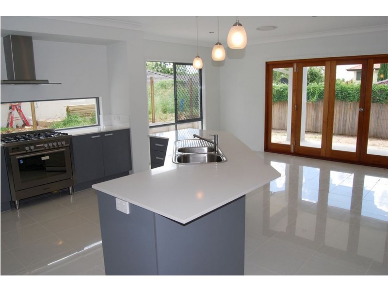 51 Canopus St, Bridgeman Downs QLD 4035