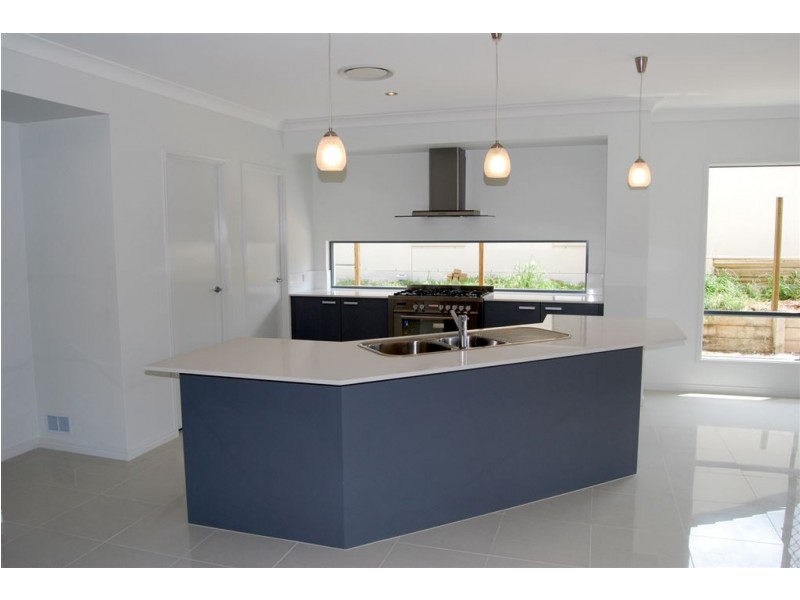 51 Canopus St, Bridgeman Downs QLD 4035