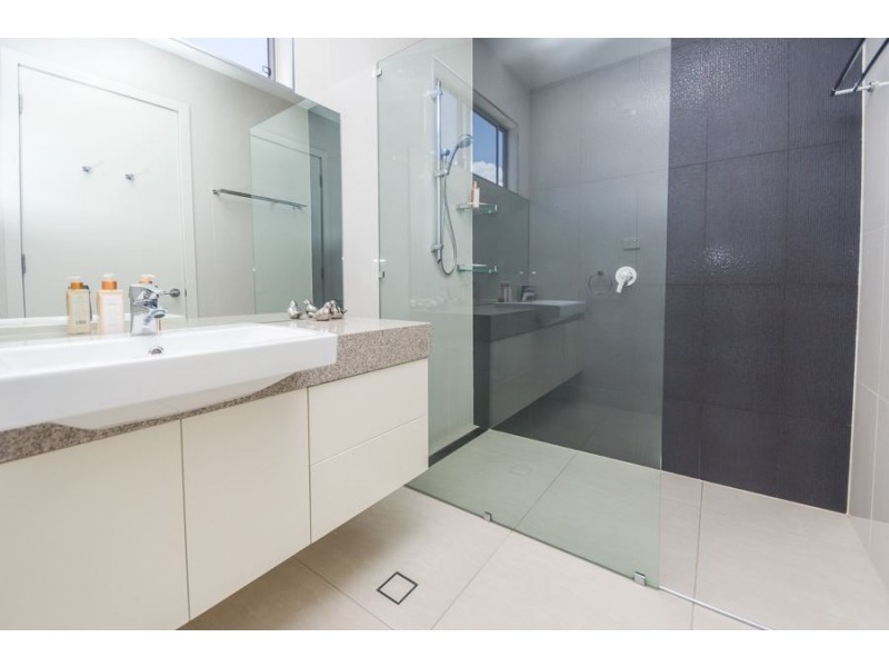 40 Asciano Place, Bridgeman Downs QLD 4035