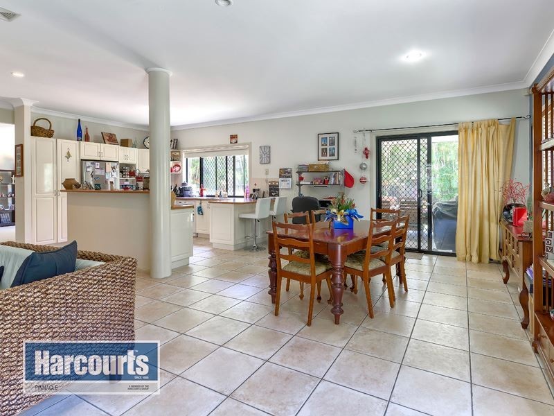 13 Bauple St, Albany Creek QLD 4035