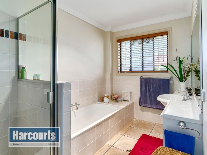 13 Bauple St, Albany Creek QLD 4035