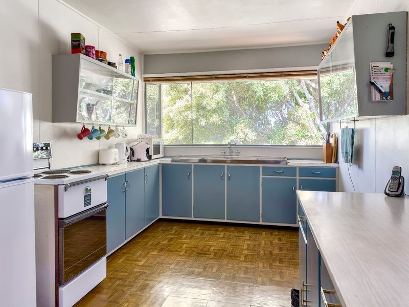 16 Kilburn Rd, Chermside QLD 4032