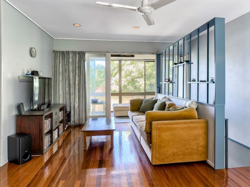 16 Kilburn Rd, Chermside QLD 4032