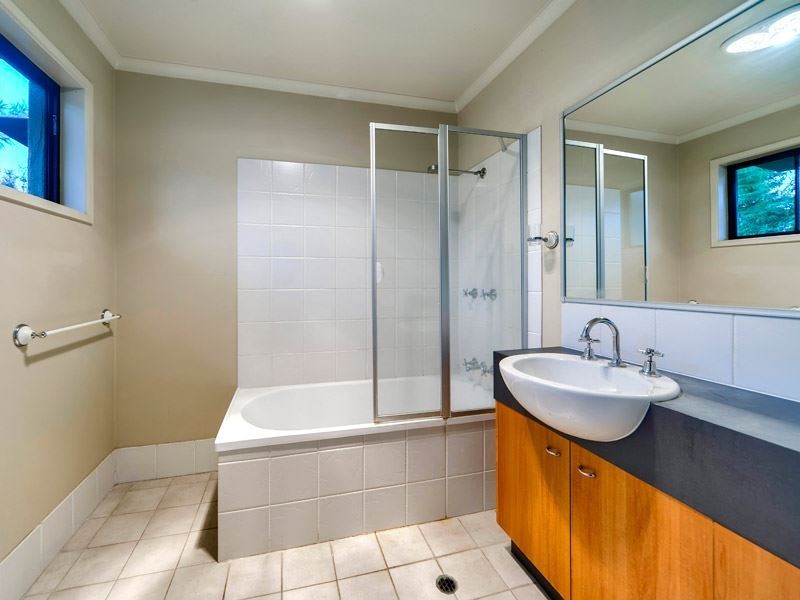 8/1 Bradley Av, Kedron QLD 4031