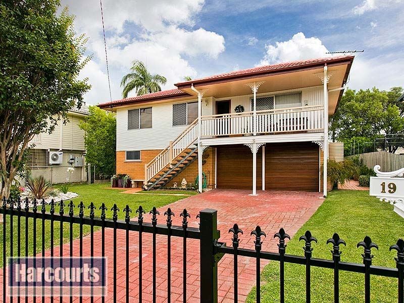 19 Keats Avenue, Strathpine QLD 4500
