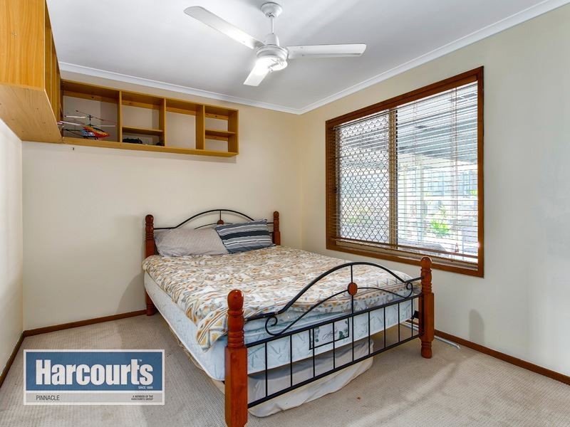 8 Washbrook Crescent, Petrie QLD 4502