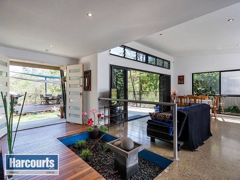 845 Winn Road, Cashmere QLD 4500