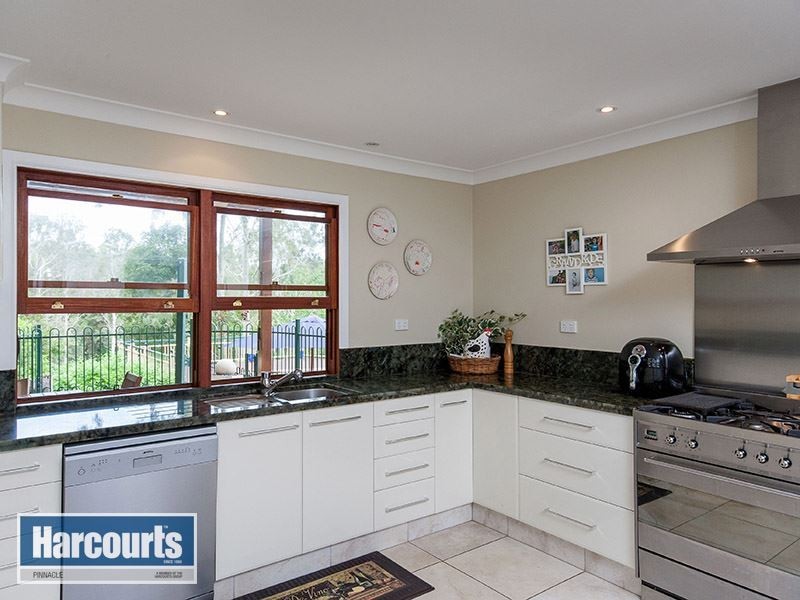 68b Vores Road, Whiteside QLD 4503