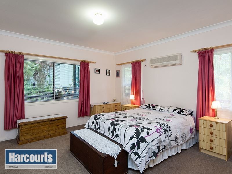 31 Buranda Road, Clear Mountain QLD 4500