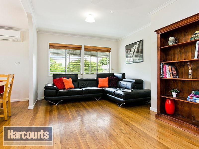 10 Minto Cr, Arana Hills QLD 4054