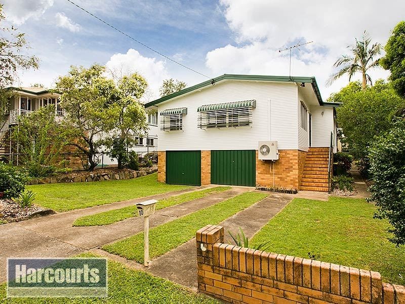 10 Minto Cr, Arana Hills QLD 4054