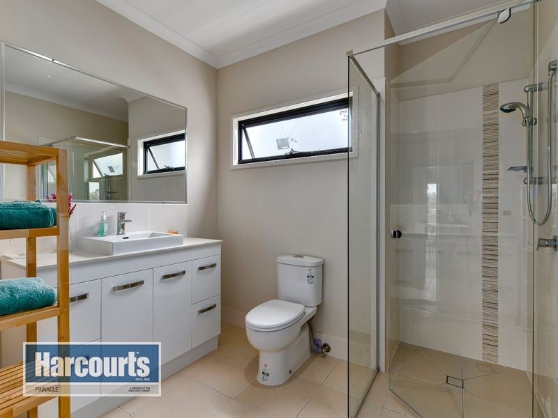 166 Carselgrove Ave, Fitzgibbon QLD 4018