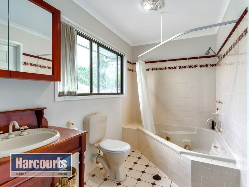 34 Jagora Drive, Albany Creek QLD 4035