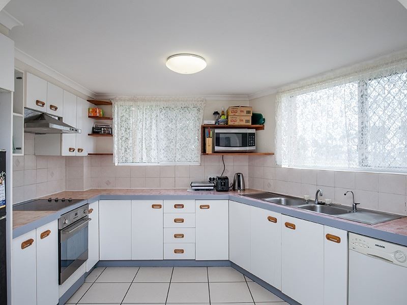 10/102 Hornibrook Esplanade, Clontarf QLD 4019