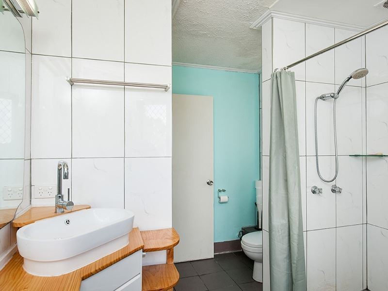 10/102 Hornibrook Esplanade, Clontarf QLD 4019