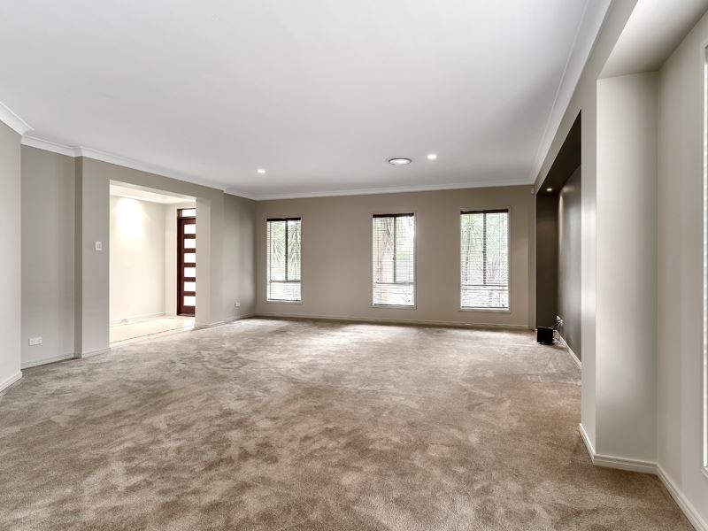 37 Darien Street, Bridgeman Downs QLD 4035