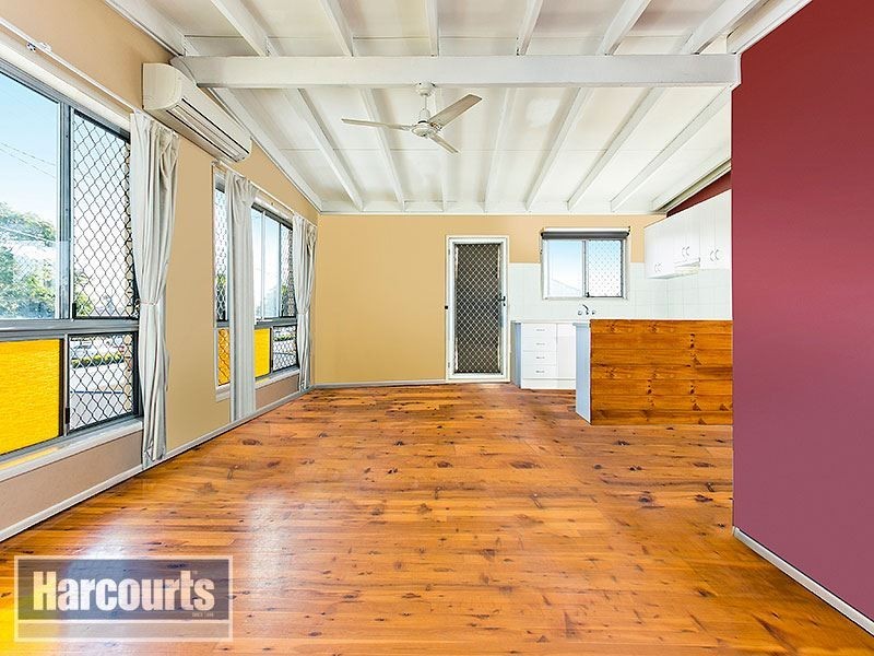 134 Klingner Rd, Redcliffe QLD 4020