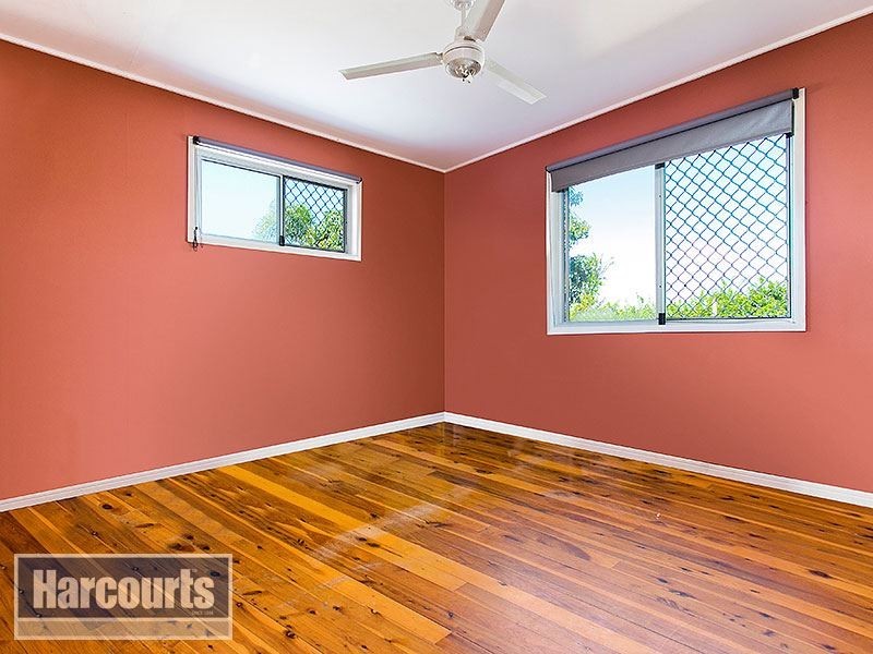 134 Klingner Rd, Redcliffe QLD 4020