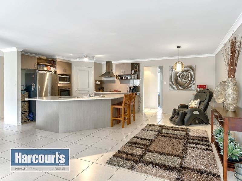 6 Fenton Cl, Warner QLD 4500