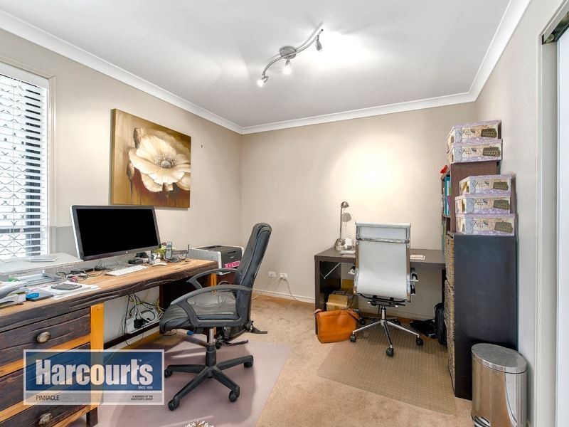 6 Fenton Cl, Warner QLD 4500