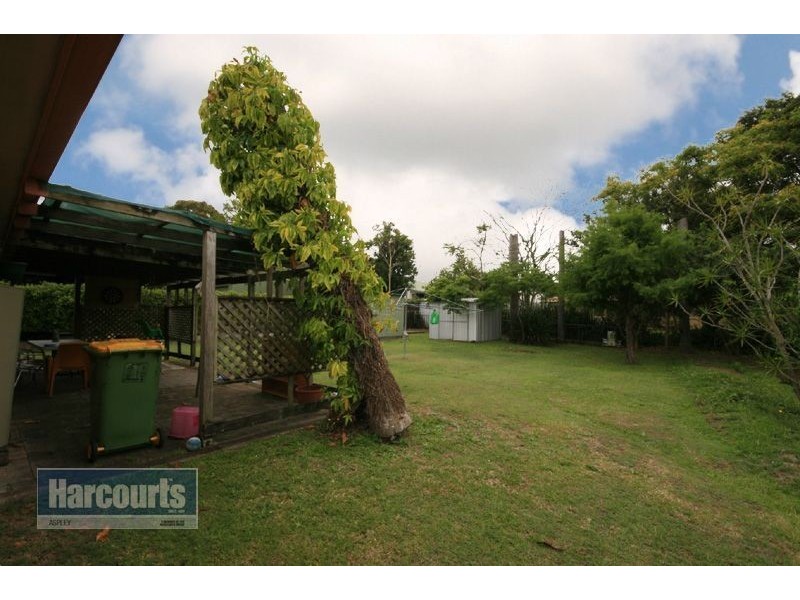 16 Simpson Street, Capalaba QLD 4157