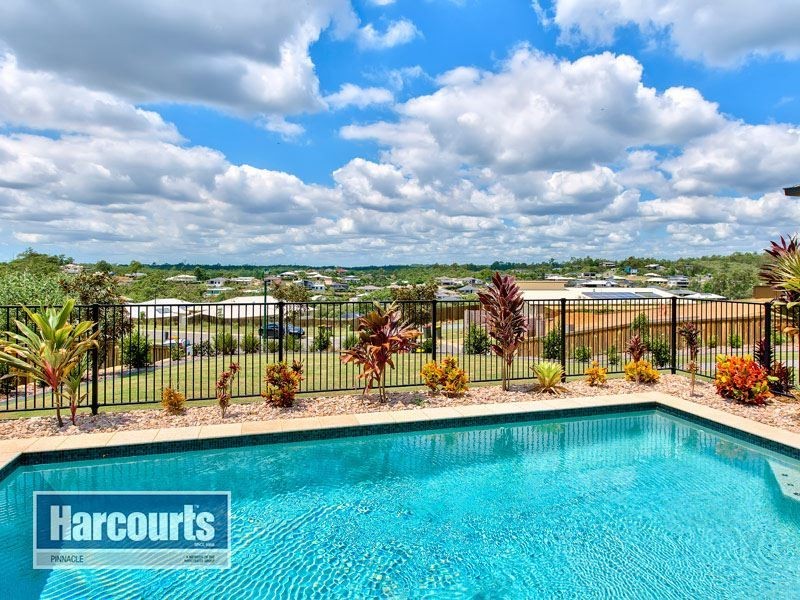 44 Dana Street, Cashmere QLD 4500