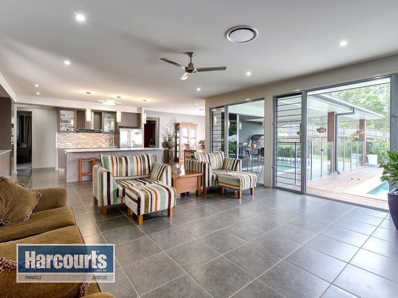 44 Dana Street, Cashmere QLD 4500