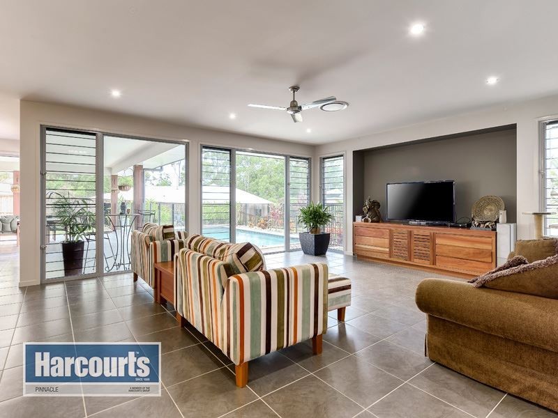 44 Dana Street, Cashmere QLD 4500