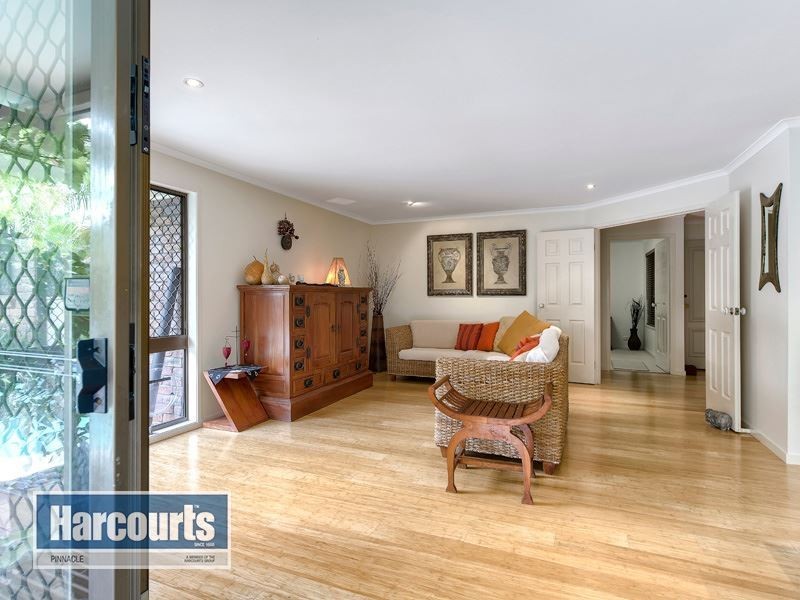 8 Tutoko Court, Aspley QLD 4034